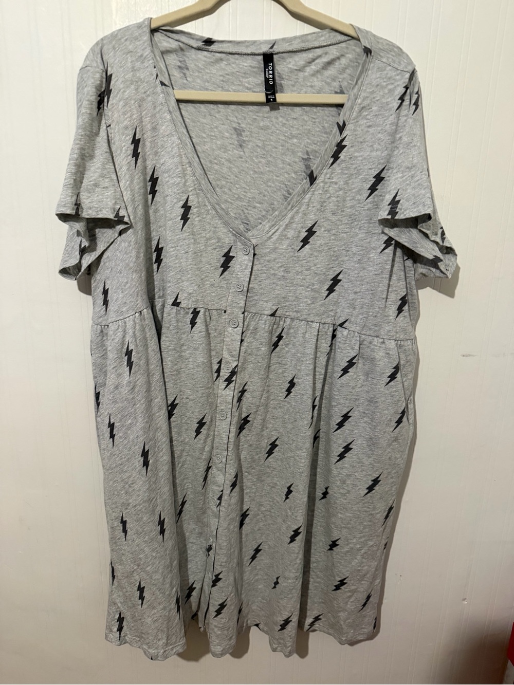 torrid Heather Gray Dress with Black Lightning Print Size 1